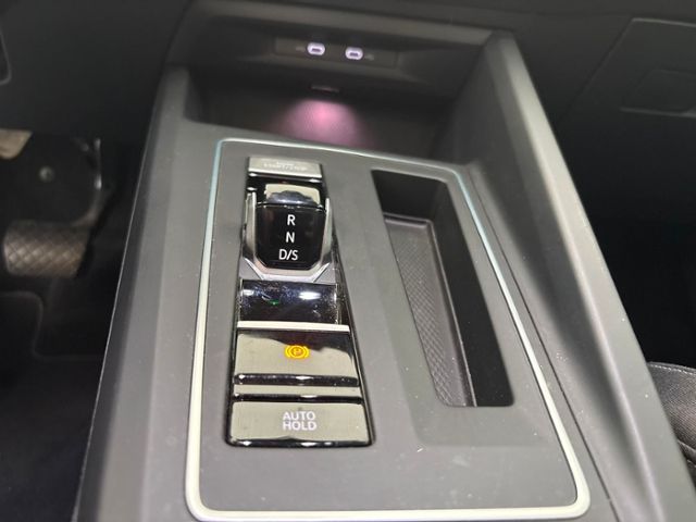 Golf  Style 2.0 TSI DSG LED NAV APP 8FACH