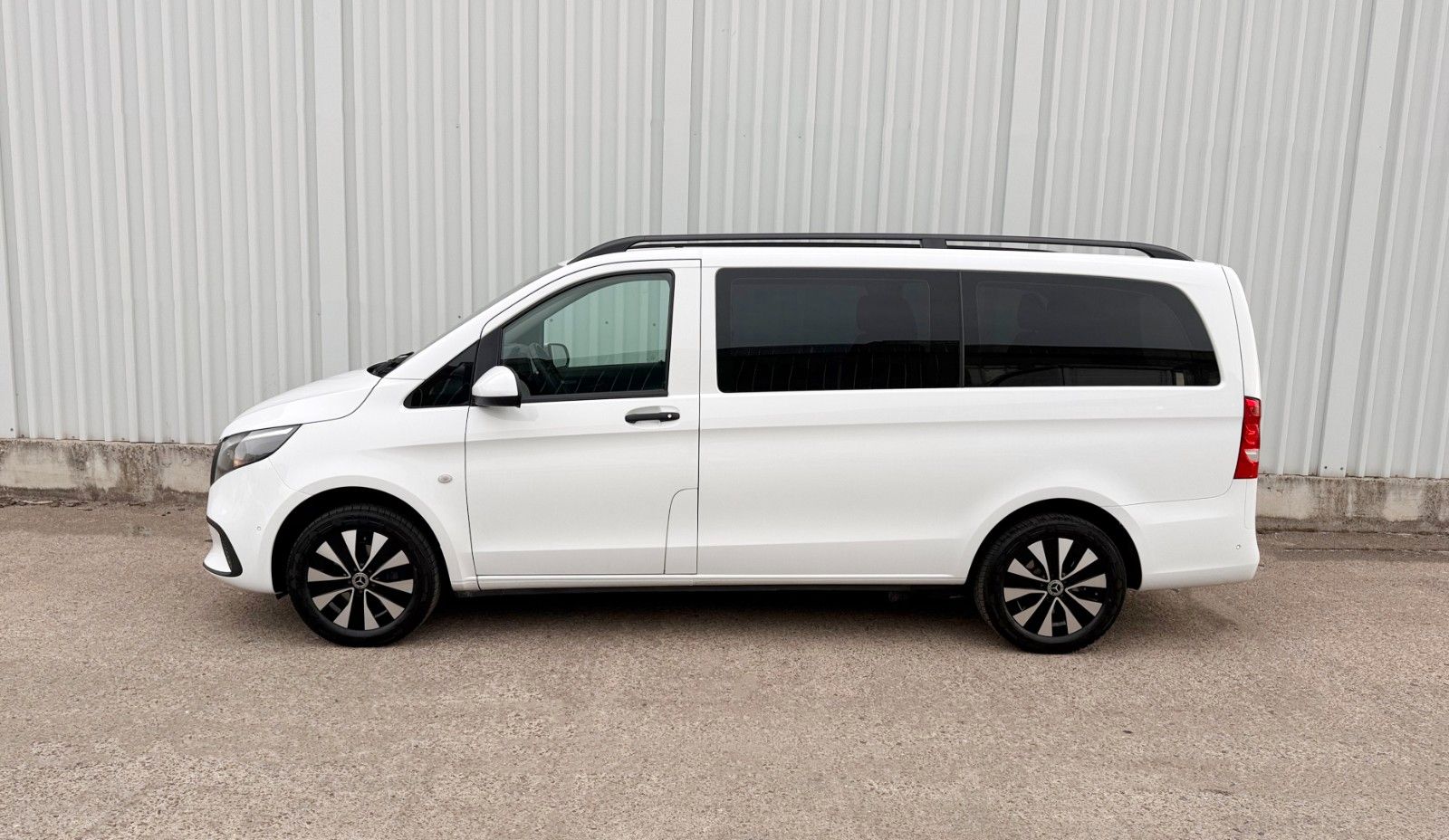 Mercedes-Benz Vito Tourer CDI 4Matik lang PRO 8 Sitz Navi TOP! foto 4