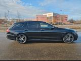 Mercedes-Benz E 250 T-Modell AMG Line  - Mercedes-Benz E-Klasse: T Modell AMG