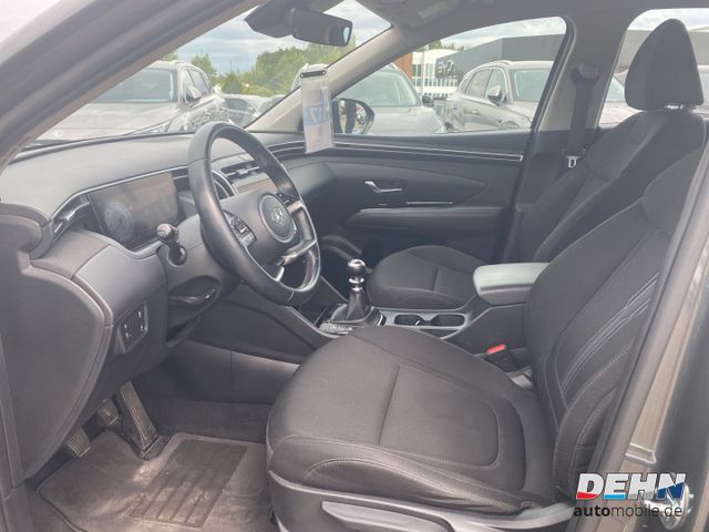Hyundai Tucson Select 2WD 1.6 T-GDi Navi- LED-Grilldesig