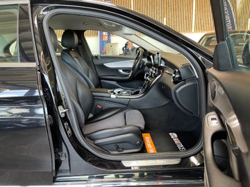 Mercedes-Benz C180 CGI Limousine Avantgarde*NAVI*LED*TEILLEDER