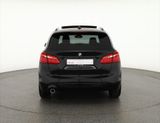 BMW 218i Active Tourer Sport Line LED Leder Panorama - BMW 218 Active Tourer aus 2019