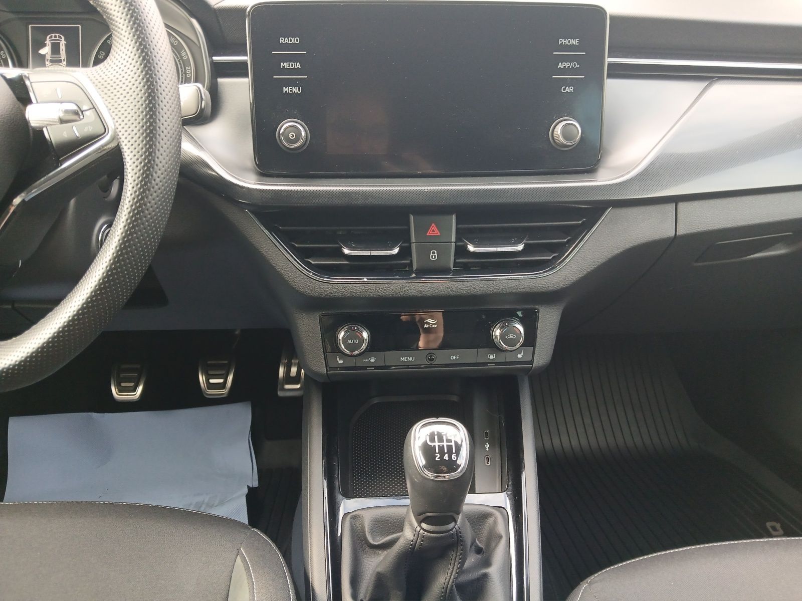 Fahrzeugabbildung SKODA Kamiq TSI Style LED ACC RFK SH