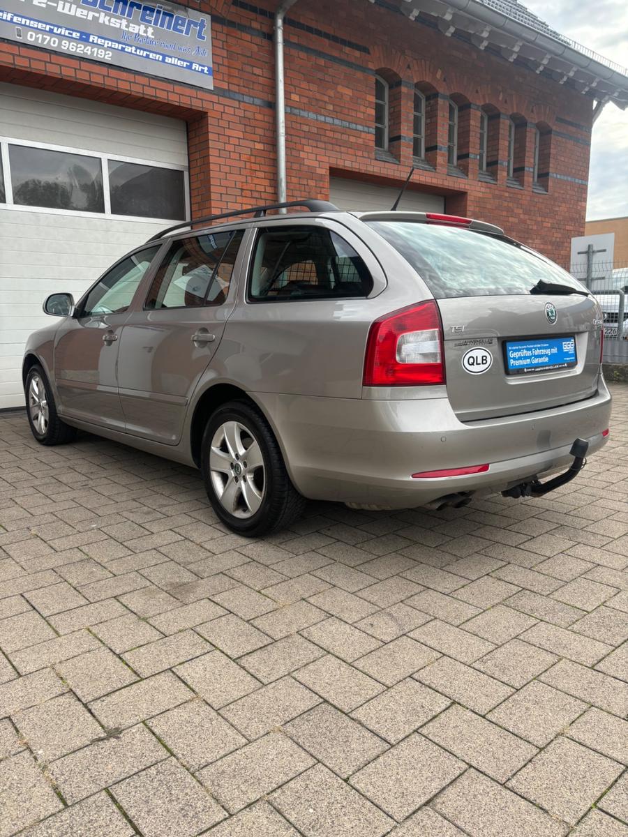 Skoda Octavia 2011 — photo 13