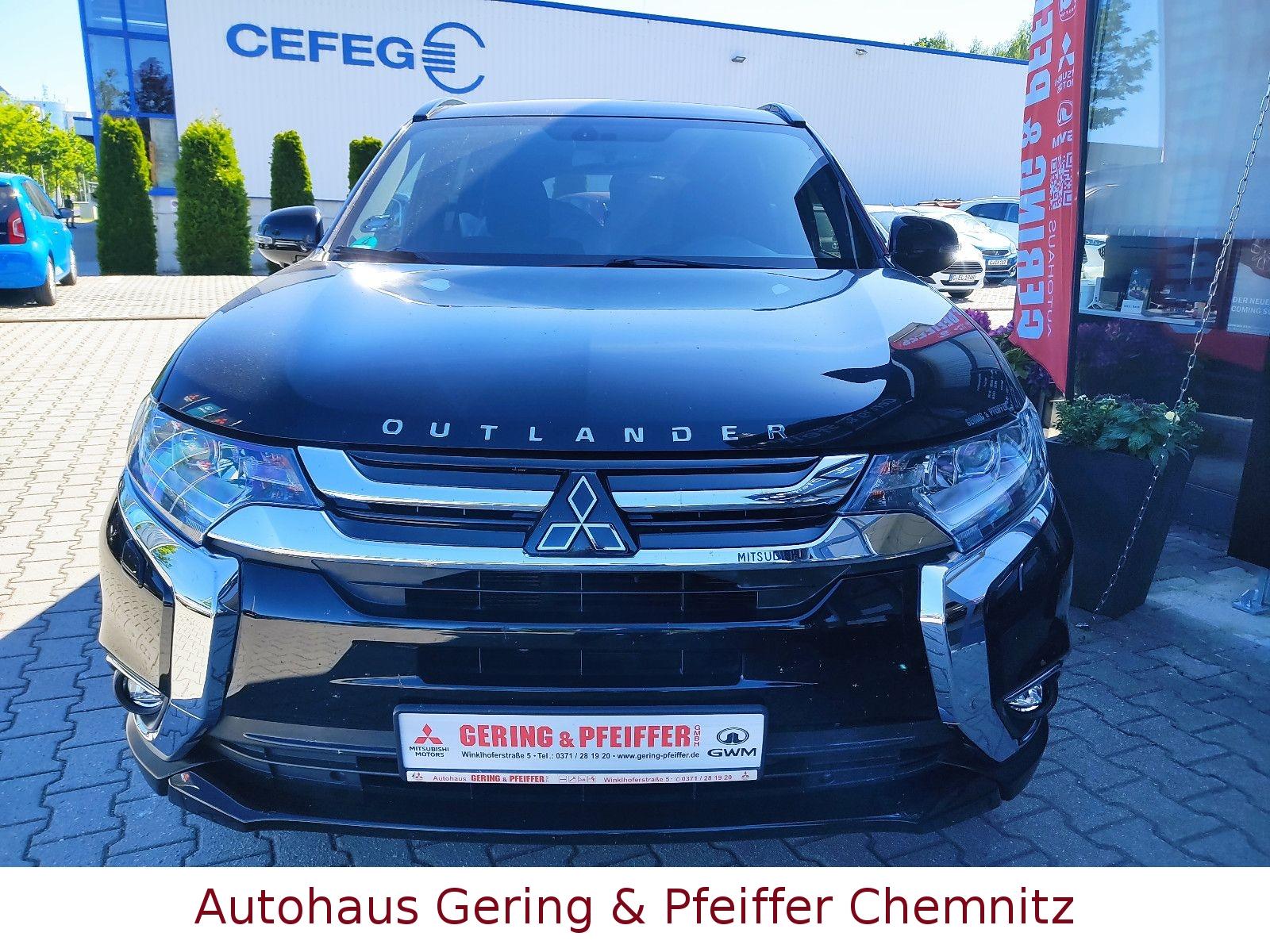 Mitsubishi Outlander Edition+ Black 2WD 7 Sitze