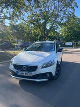 Volvo V40 Cross Country T3 Geartronic Momentum Mom... - weiße Volvo V40 Cross Country