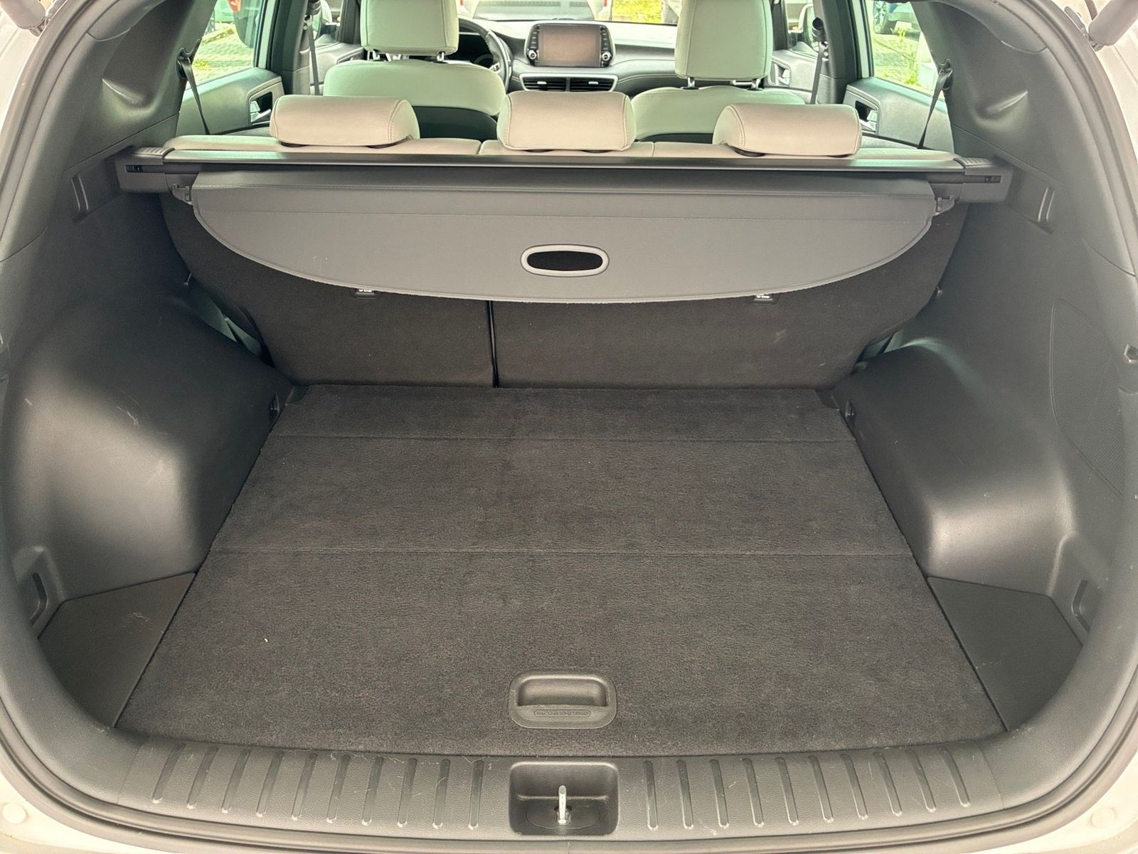Fahrzeugabbildung Hyundai Tucson 1.6 Premium 360,KlimaA,LED,Leder,Navi,SHZ