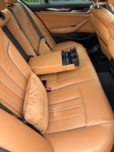 BMW 520d Luxury Line, Sthz,HUD, Schiebedach - BMW 520 von privat