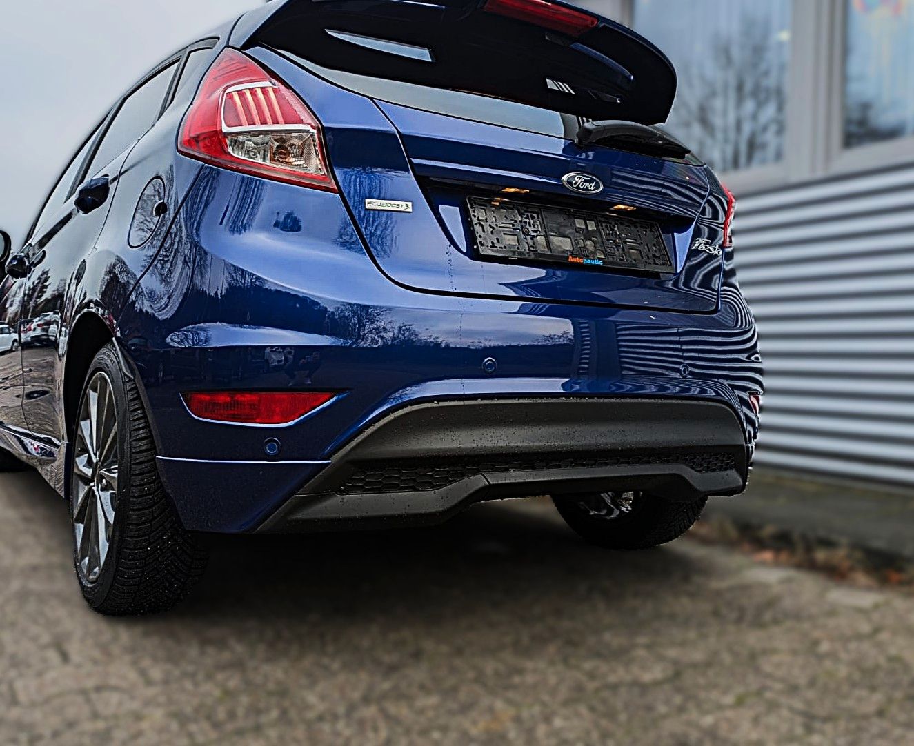 Fahrzeugabbildung Ford Fiesta ST-Line KLIMAAUT NAVI SITZH. 1.Hd