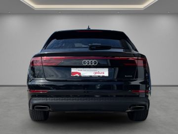 Audi Q8 - 11