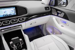 GLS 600 Maybach 4M SILVER/WHITE BURMESTER 360°