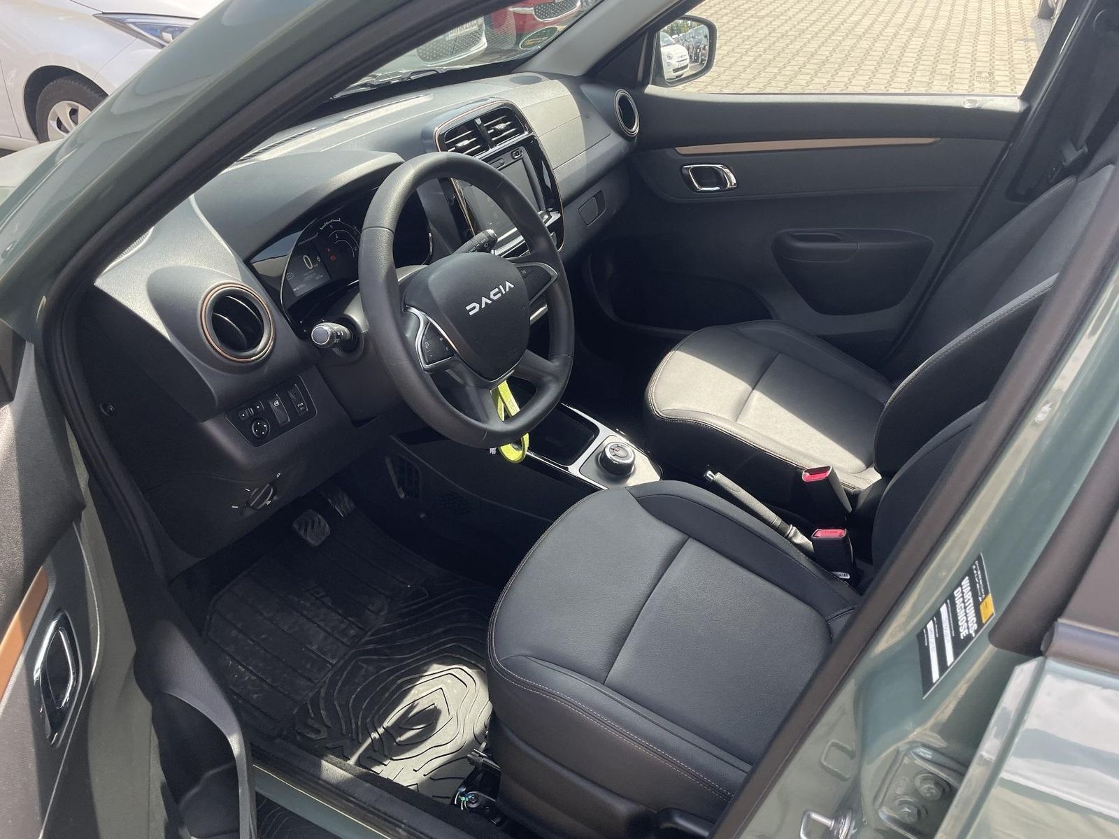 Dacia Spring - Bild 9