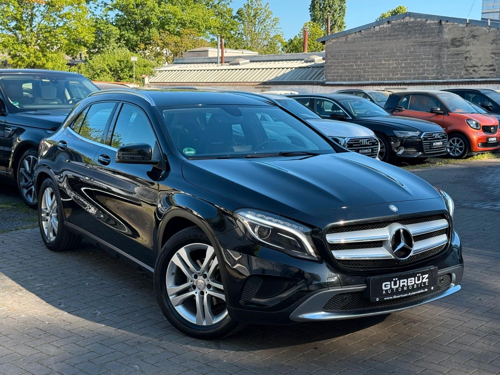 Mercedes-Benz GLA 200 Urban*Navi*Kamera*Bi-Xenon