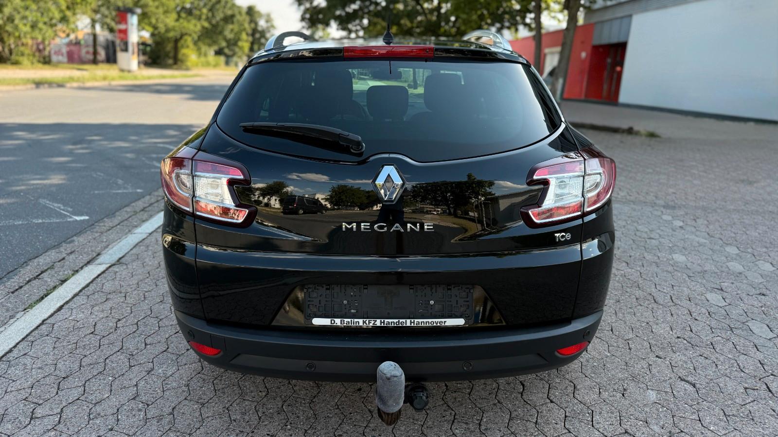 Renault Megane 2015 — photo 7