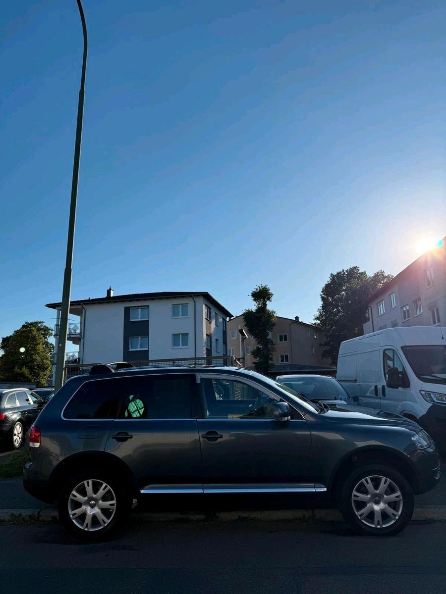 Volkswagen Touareg 2006 — photo 7