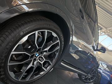 BMW X7 - 3