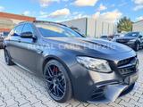 Mercedes-Benz E 63 AMG,4M|Burmester3D|Pano|AHK|HUD|Carbon - Mercedes-Benz E 63 AMG mit Anhängerkupplung