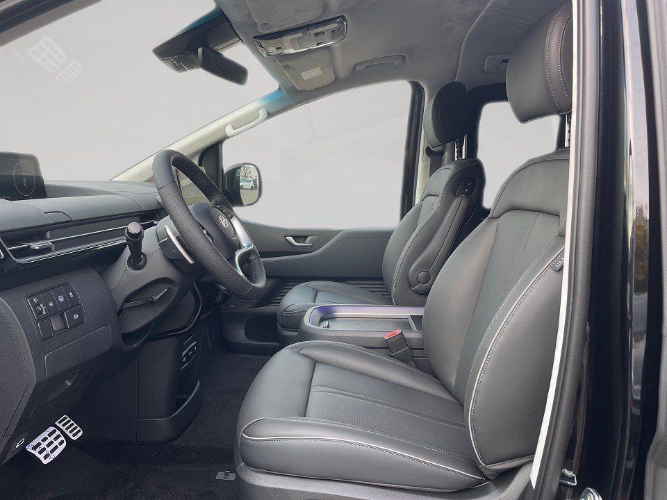 Fahrzeugabbildung Hyundai STARIA Hybrid 7-Sitzer SIGNATURE