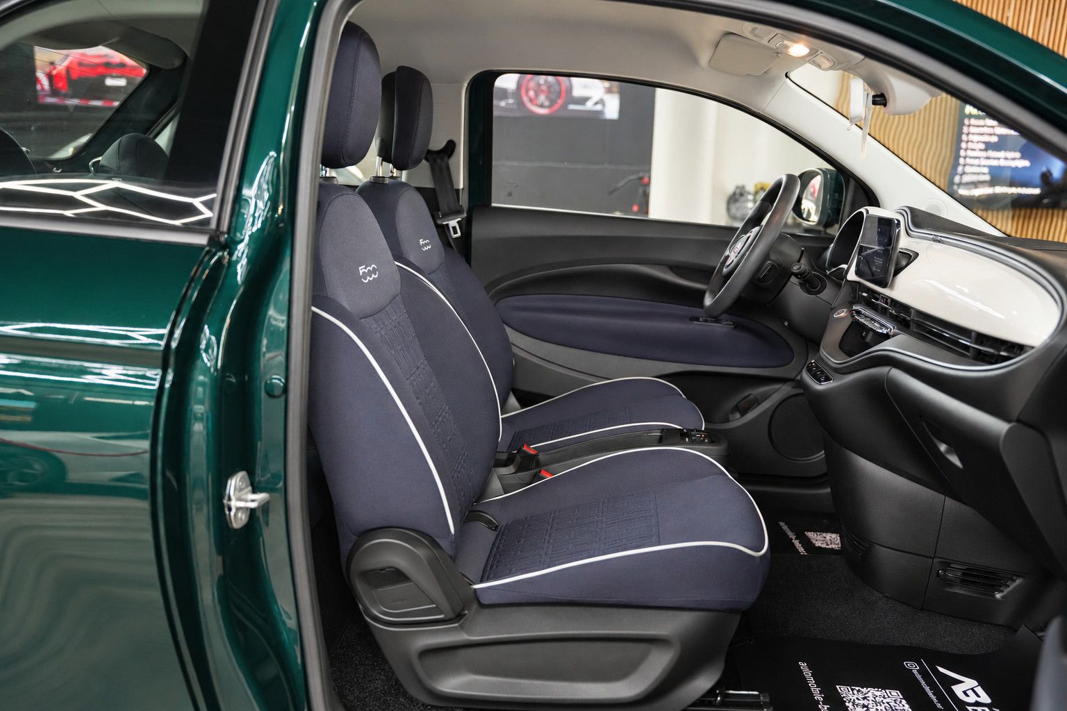 Fahrzeugabbildung Fiat 500 e Action *Klima*Sonderlackierung*Bluetooth