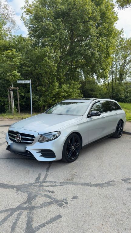 Image of Mercedes-Benz E 350