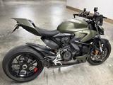 Ducati STREETFIGHTER V2, Storm Green mit vielen Extras - DUCATI ST2