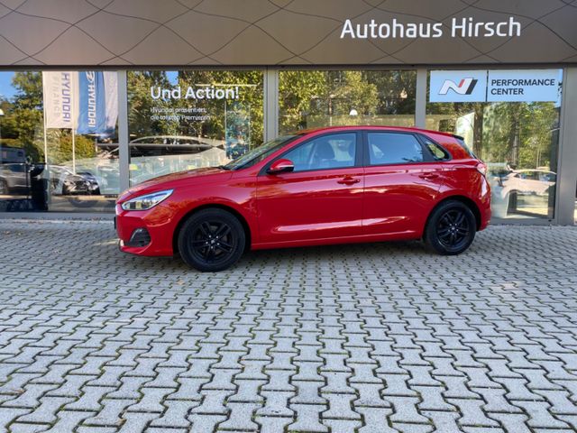 Hyundai i30 1.0 Select KLIMA NAVI RFK Sitzheizung
