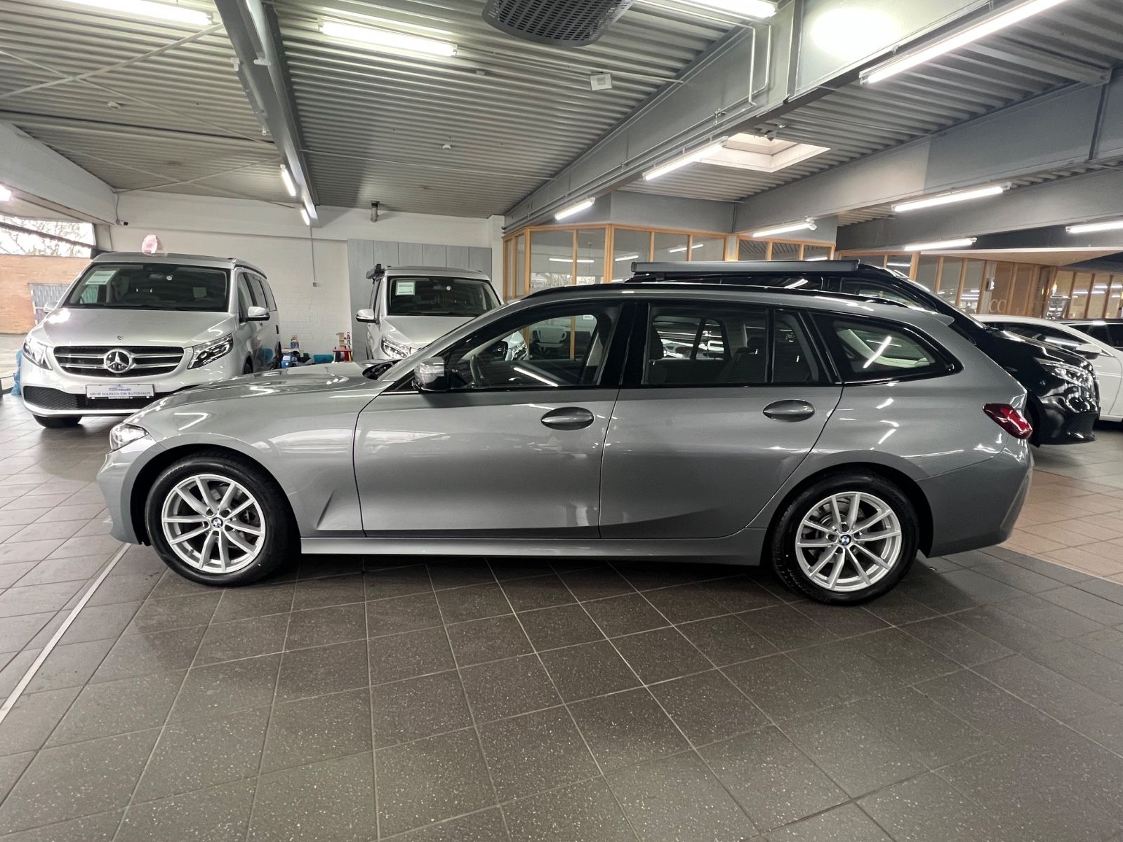 BMW 318 d Touring Curved+Driving Assistant+1 Hand foto 6