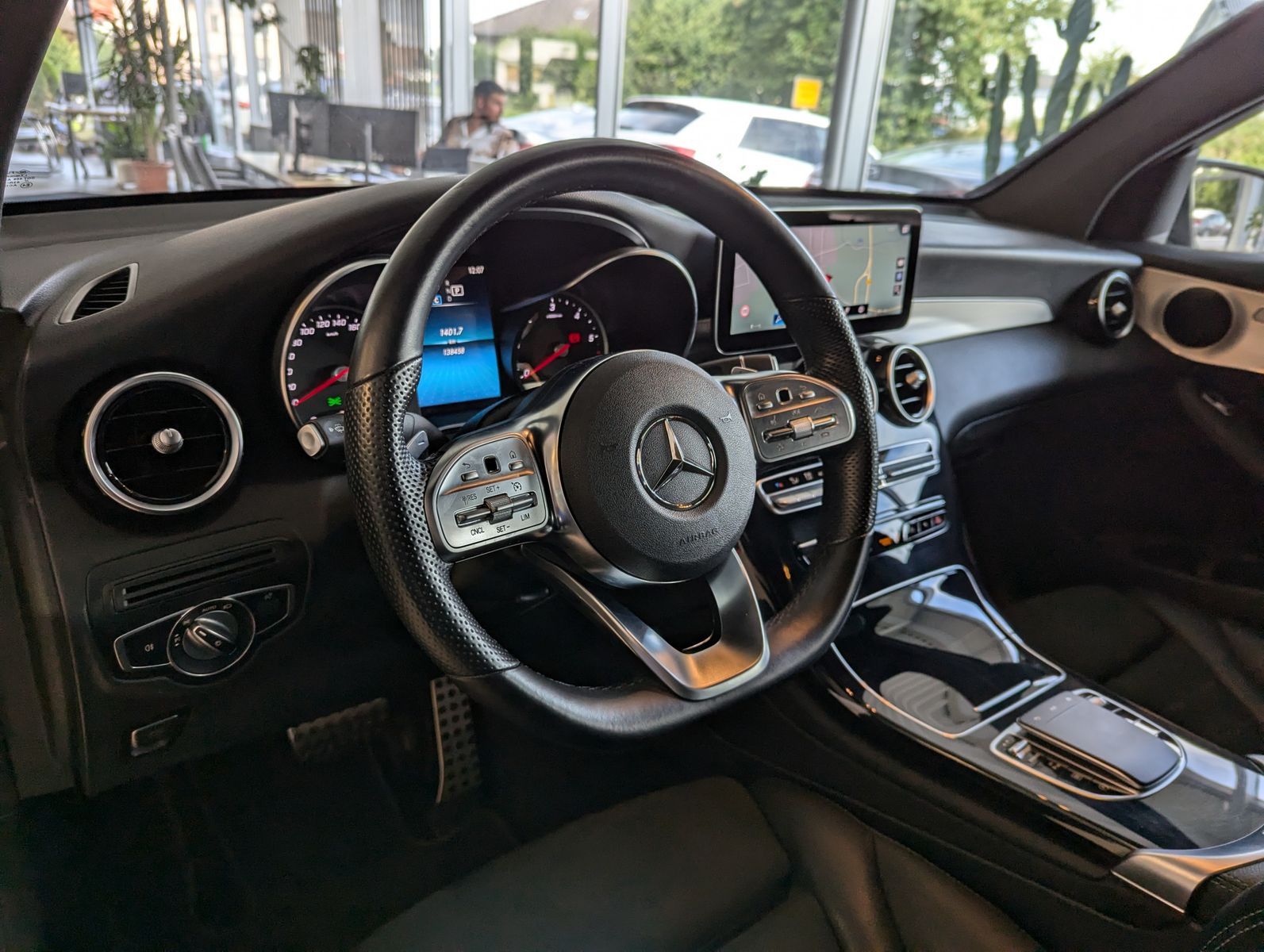 Fahrzeugabbildung Mercedes-Benz GLC 220 4MATIC Coupe 2x AMG Kamera LED AHK 19"