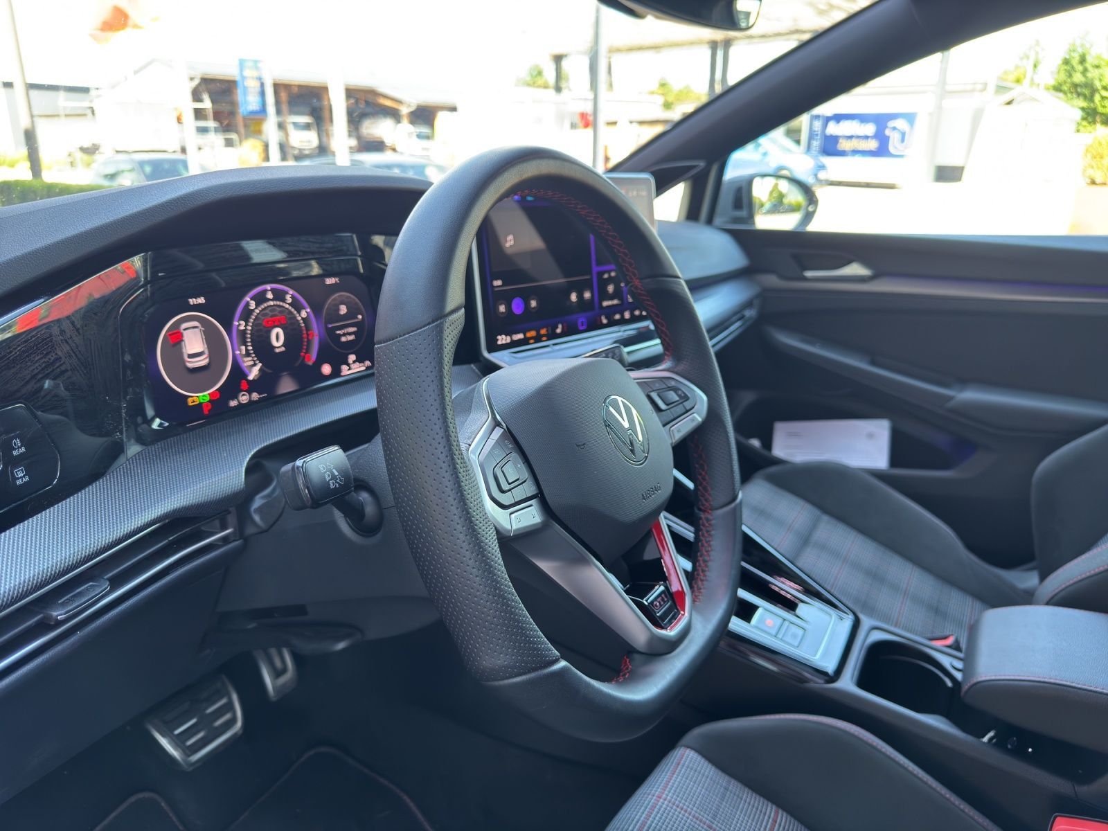 Volkswagen Golf GTI 2.0 TSI 19Z*PANO*HARMAN-KARDON*RFK foto 17