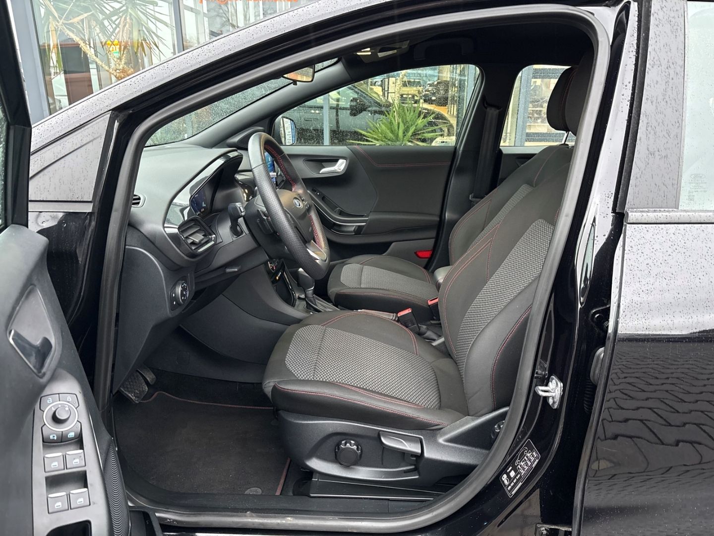Fahrzeugabbildung Ford Puma ST-Line Navi LED DAB SHZ LenkradHZG Keyless