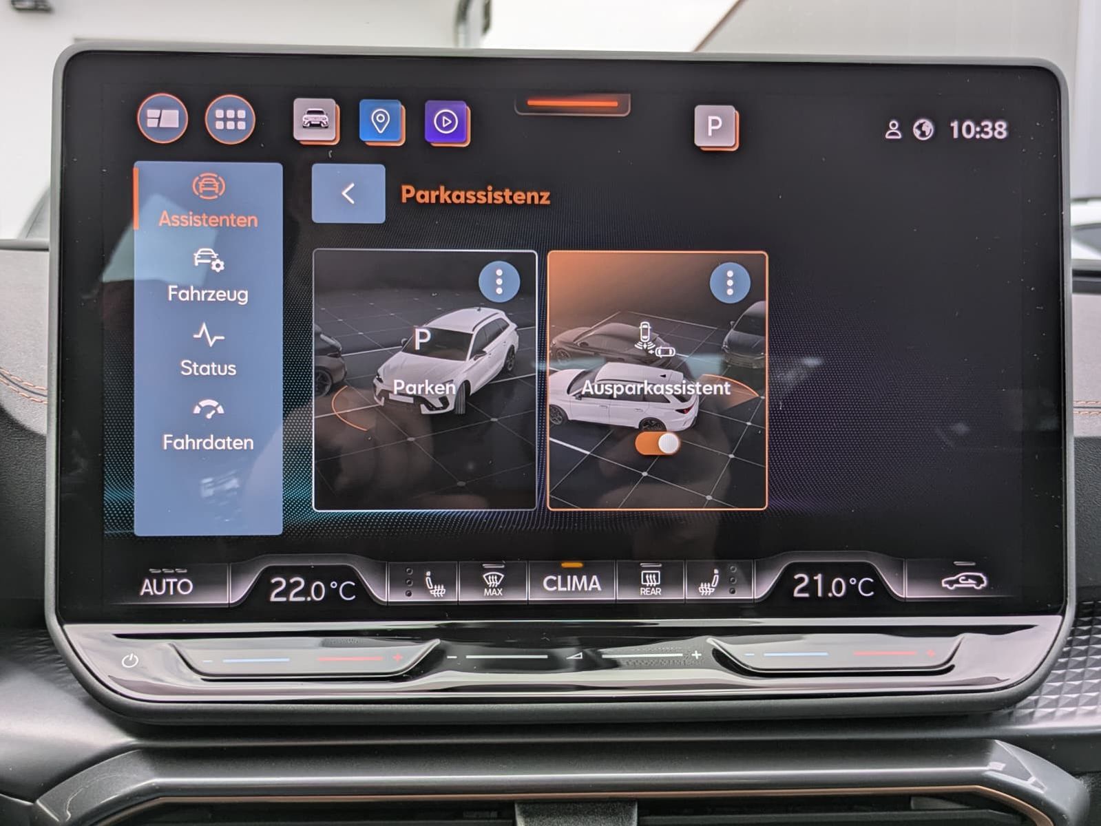 Fahrzeugabbildung CUPRA Leon 1.5 eTSI EDGE MATRIX*ACC*KAM*18"5JGARANTIE