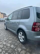 Volkswagen Touran 2.0 TDI (140PS) 7-sitzer - Volkswagen Touran 140 ps mit Diesel-Antrieb