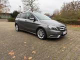 Mercedes-Benz B 180 Navi/Xenon/ Gepflegt - gebrauchte Mercedes-Benz B 180 aus dem Jahr 2013