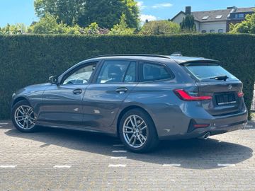 BMW 320 - 12