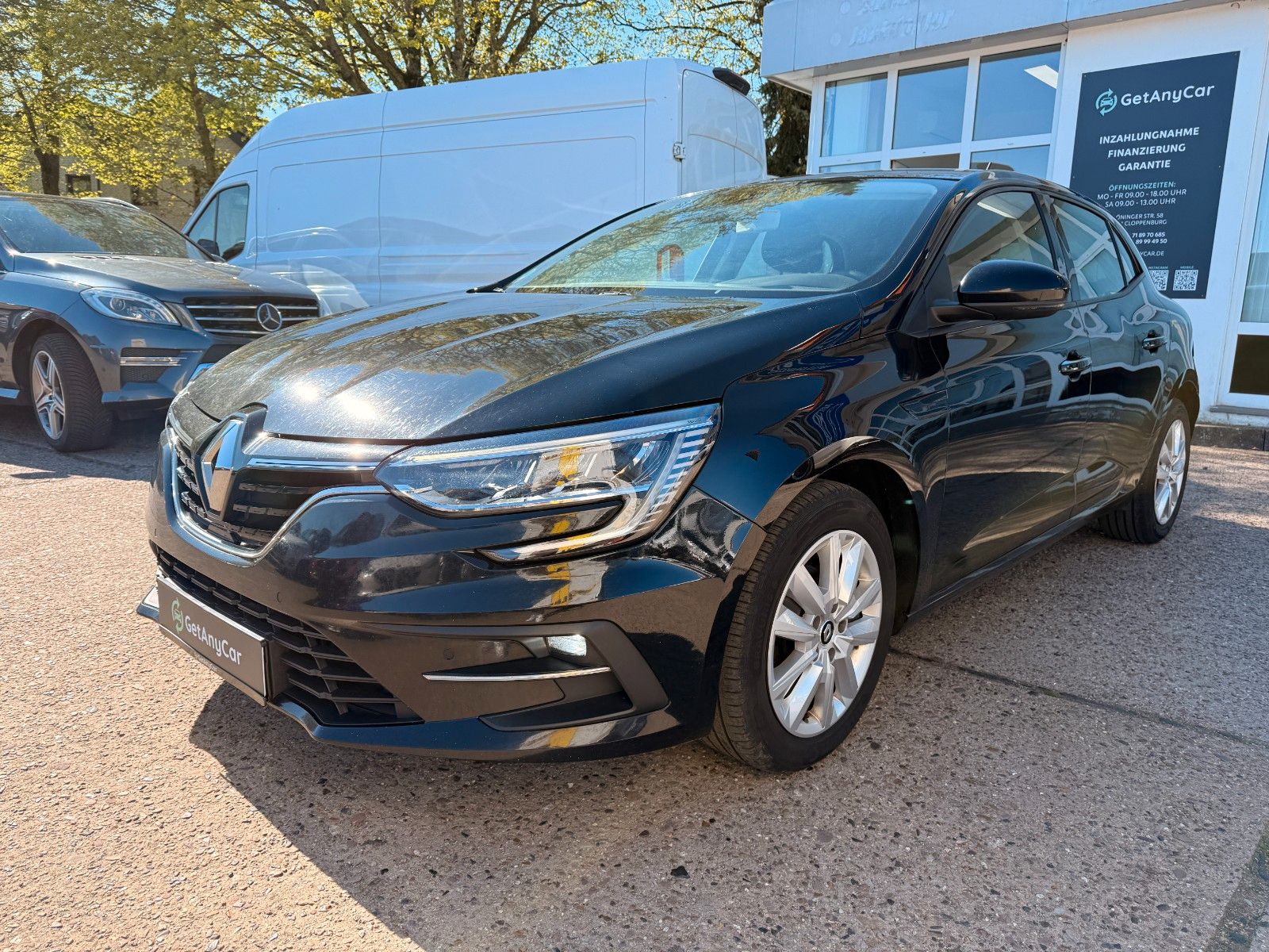 RENAULT Megane