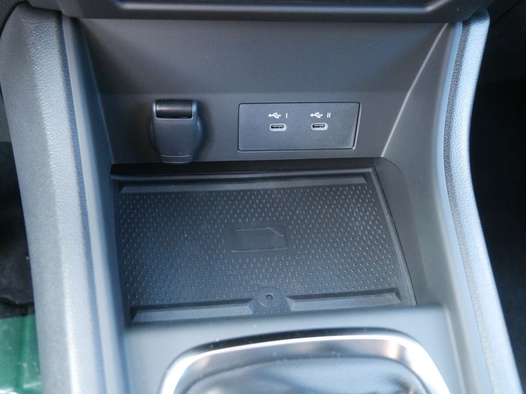 Fahrzeugabbildung Renault Captur Techno TCe 90 PDC SHZ KAMERA NAVI LED