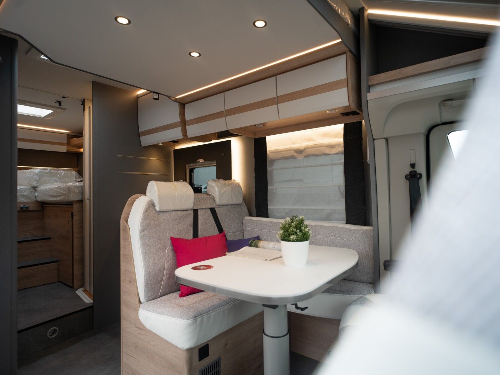 Fahrzeugabbildung Dethleffs Just Camp Active T 7052 EB