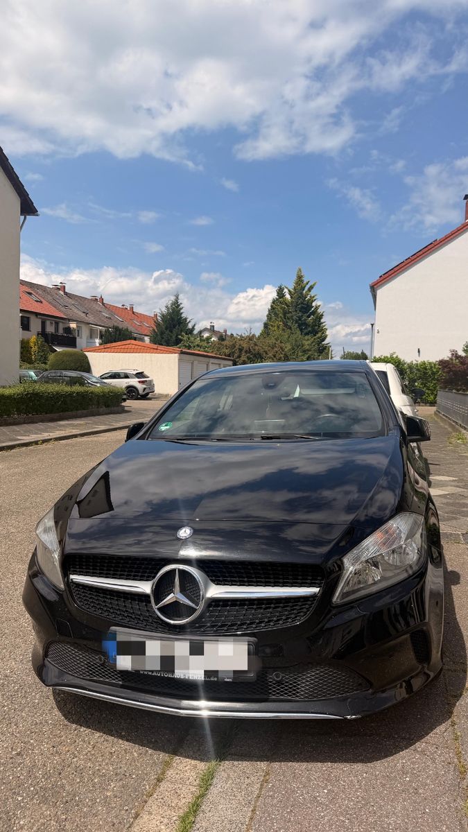 MERCEDES-BENZ A 200 d 4MATIC DCT -