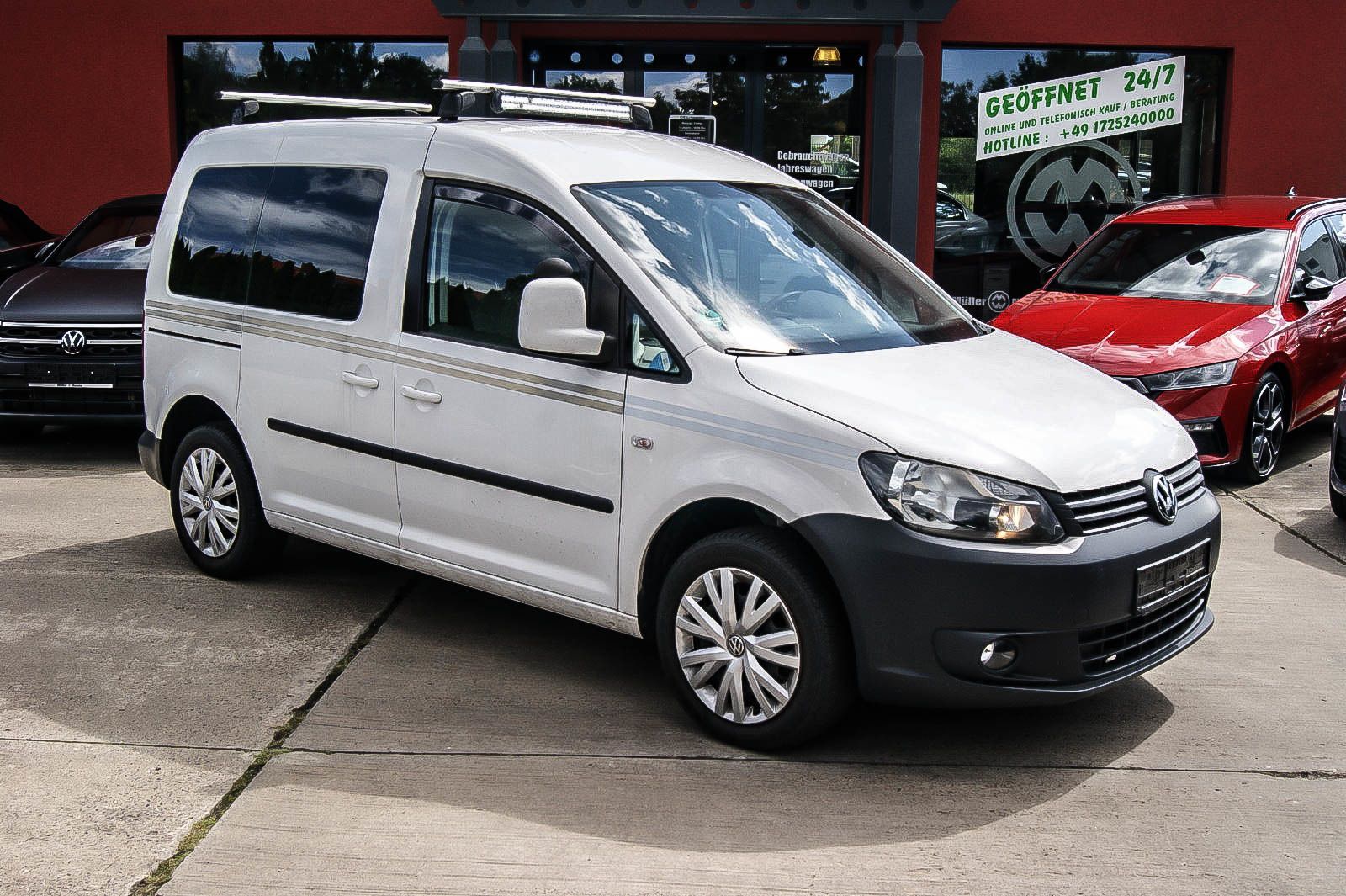 Fahrzeugabbildung Volkswagen Caddy 1.6TDI Trend 5-Sitze ANHZV 2x Schiebetüren
