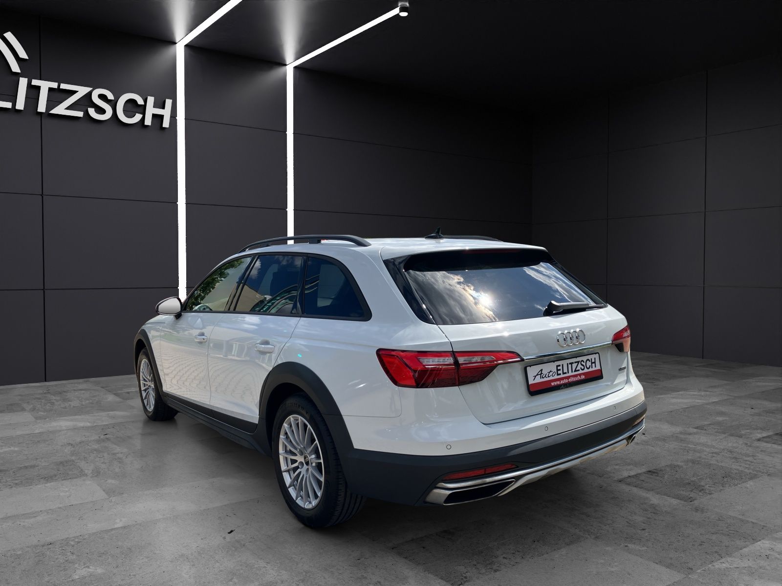 Fahrzeugabbildung Audi A4 Allroad 40 TDI quattro AHK Navi AVC ACC PDC S