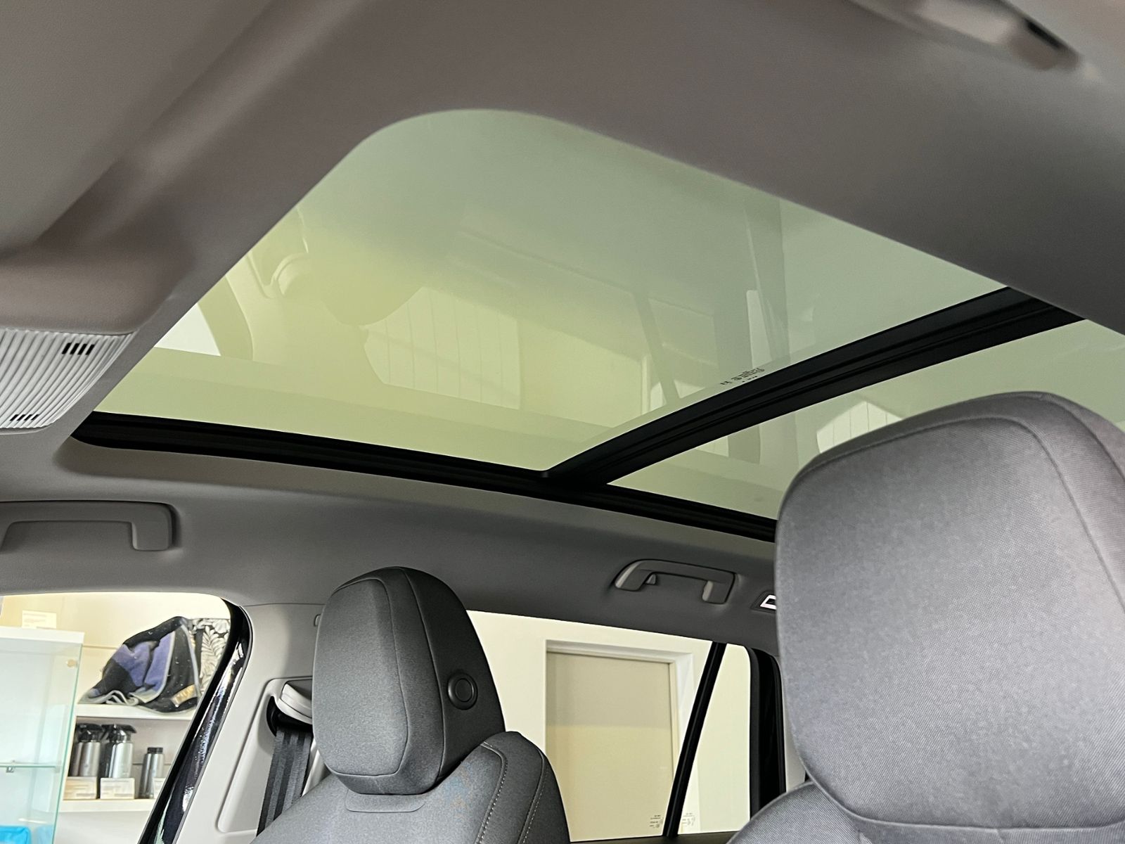 Fahrzeugabbildung SKODA Kodiaq Selection 2.0 TDI DSG 4x4 *AHK, 7 Sitze,