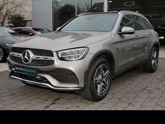 Mercedes-Benz GLC 300 e 4M AMG RüKam+Pano+LED+HUD+AHK+19