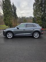 Audi Q5 2.0 TFSI S tronic quattro - S Line - Audi Q5 in Gelsenkirchen