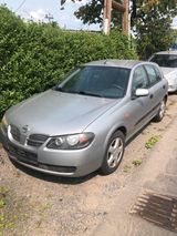 Nissan Almera mit TÜV - Nissan Almera mit Diesel-Antrieb