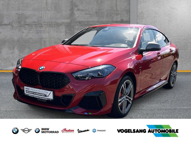 BMW M235i xDrive Gran Coupe Park-Assistent