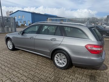 Mercedes E 200 - 11