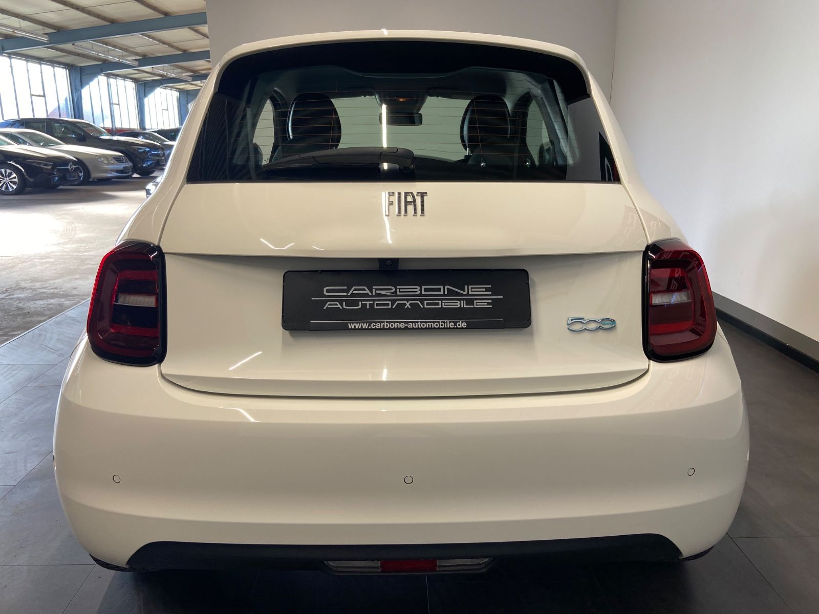 Fiat 500e (Red) **perfekter Stadtflitzer** imagem 3