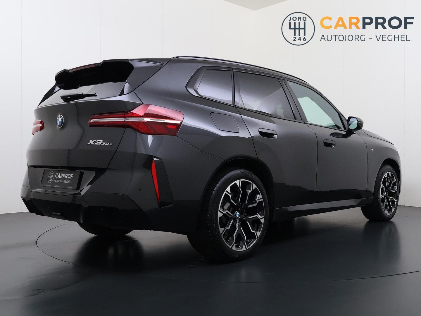 BMW X3 30e xDrive M-Sport | Panorama | 360 kamera | imagem 3