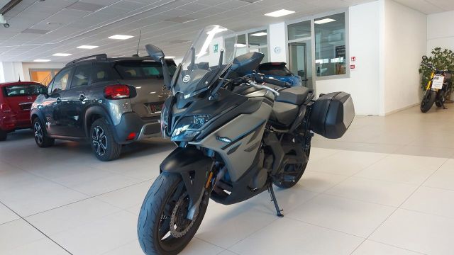 CFMOTO CF MOTO GT 650