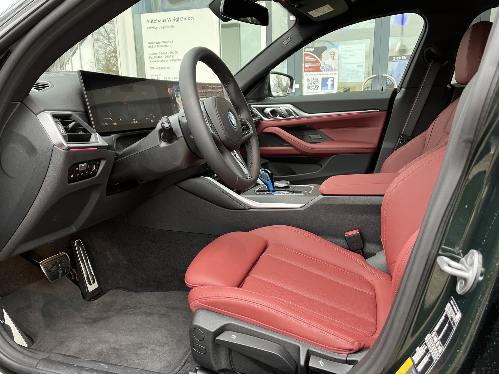 Fahrzeugabbildung BMW i4 eDrive40 GC M-Sport +ParkingAssistent+Komfort